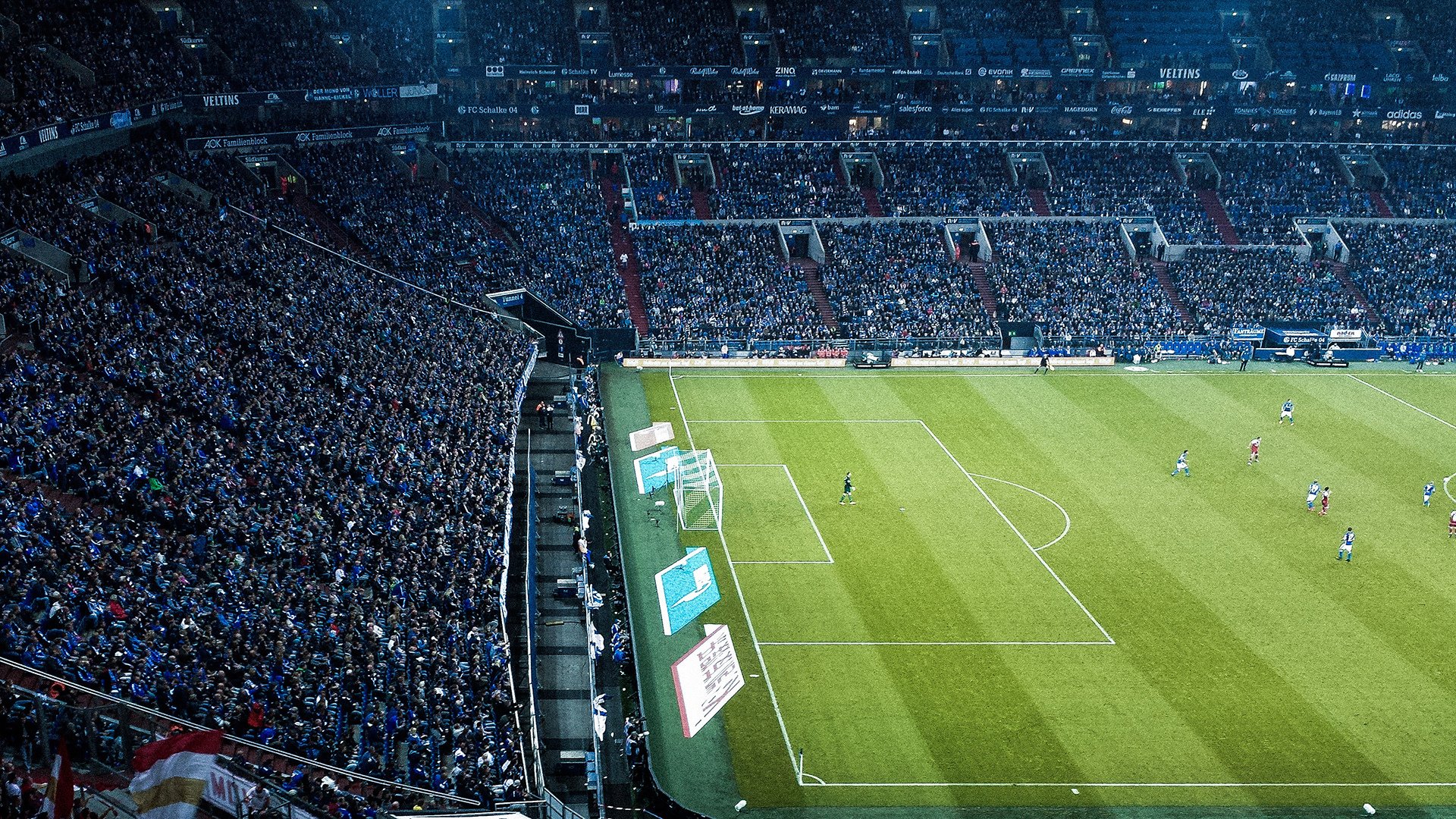 顶尖教练团队组建完毕球队新赛季冲击目标明确，顶级球员当教练